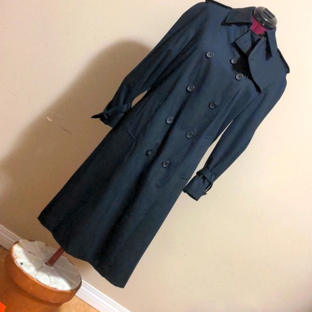NWOT black trenchcoat